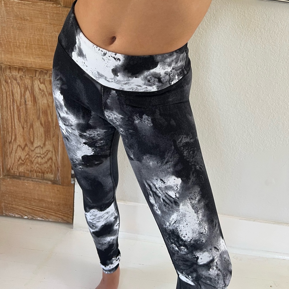 ALO Yoga Airbrush Leggings